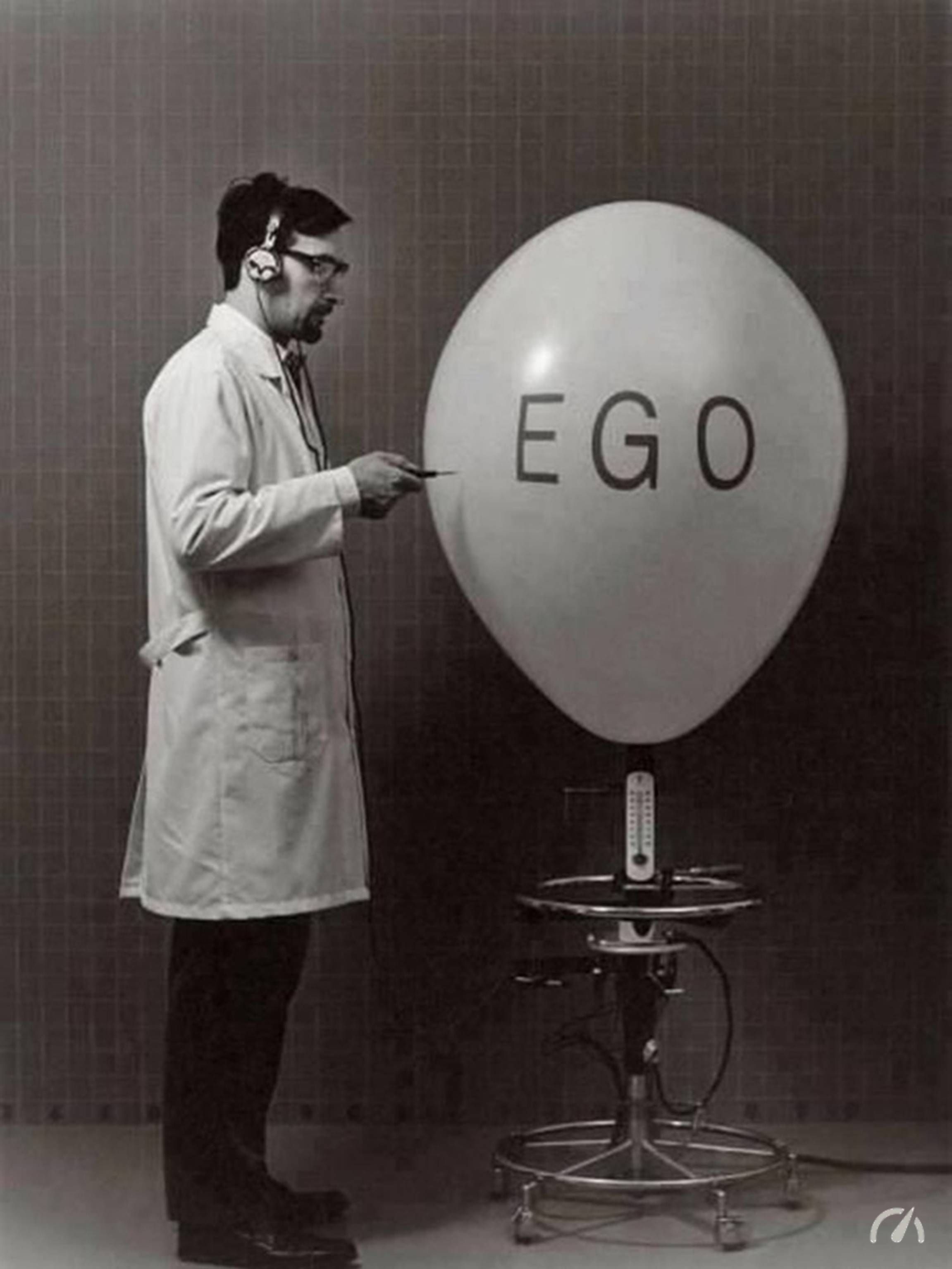 RAPID EGO DEFLATION EXPERIMENT, © Stephane Graff, 2009 | Ego ...